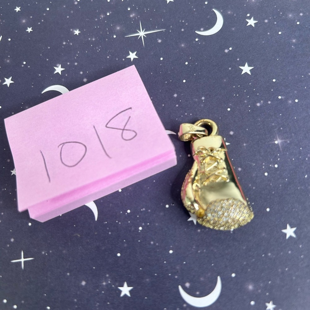 GLD Boxing Glove Pendant Charm